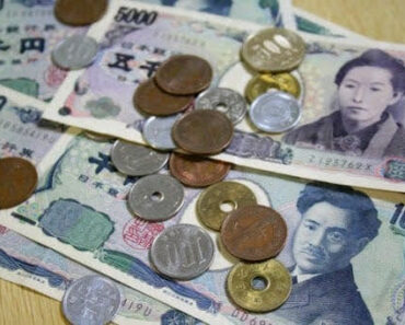 Đổi tiền Nhật ở đâu? Hướng dẫn đổi tiền Yên tại Việt Nam và Nhật Bản